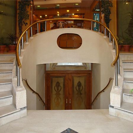Hotel Singh International Delhi  Ngoại thất bức ảnh