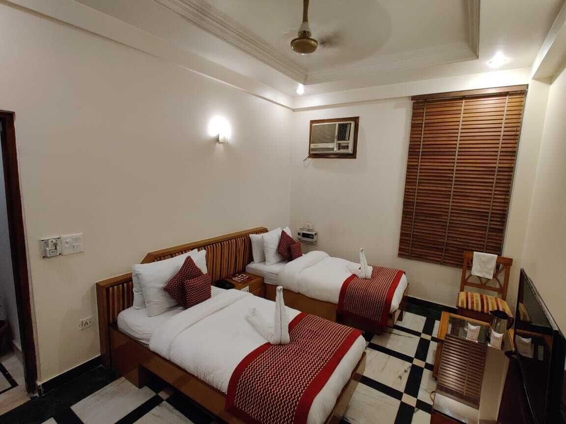 Hotel Singh International Delhi  Ngoại thất bức ảnh