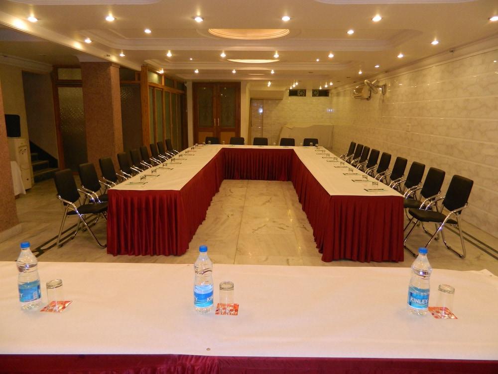 Hotel Singh International Delhi  Ngoại thất bức ảnh