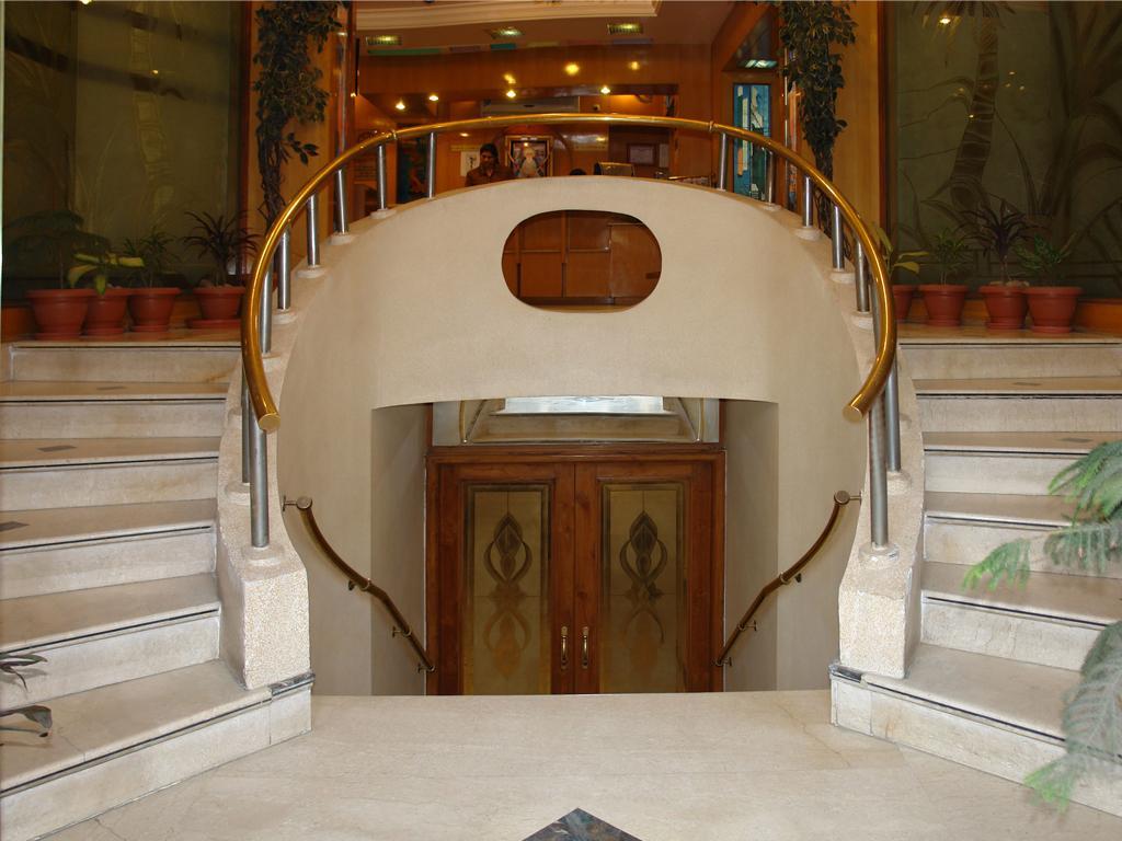 Hotel Singh International Delhi  Ngoại thất bức ảnh