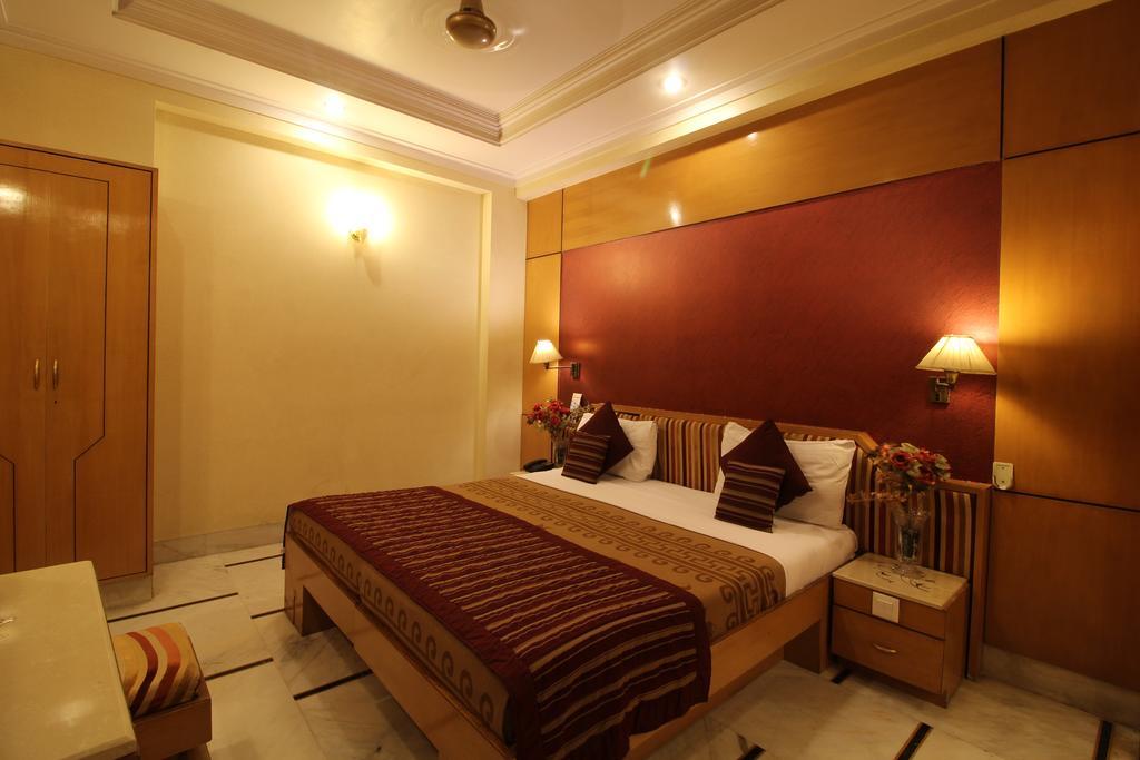 Hotel Singh International Delhi  Ngoại thất bức ảnh
