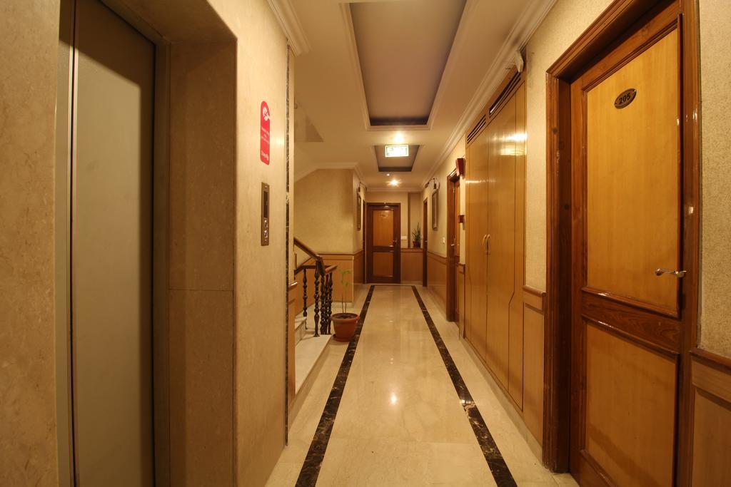Hotel Singh International Delhi  Ngoại thất bức ảnh